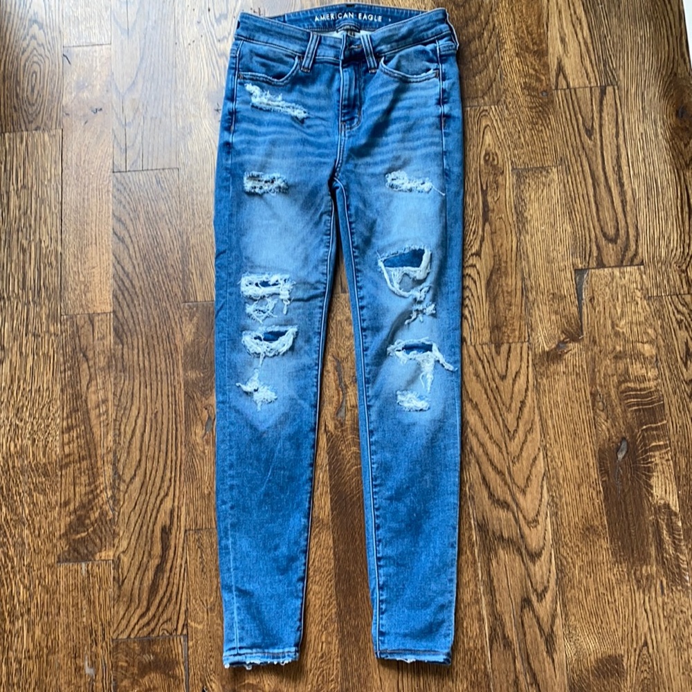 American eagle ripped jeans